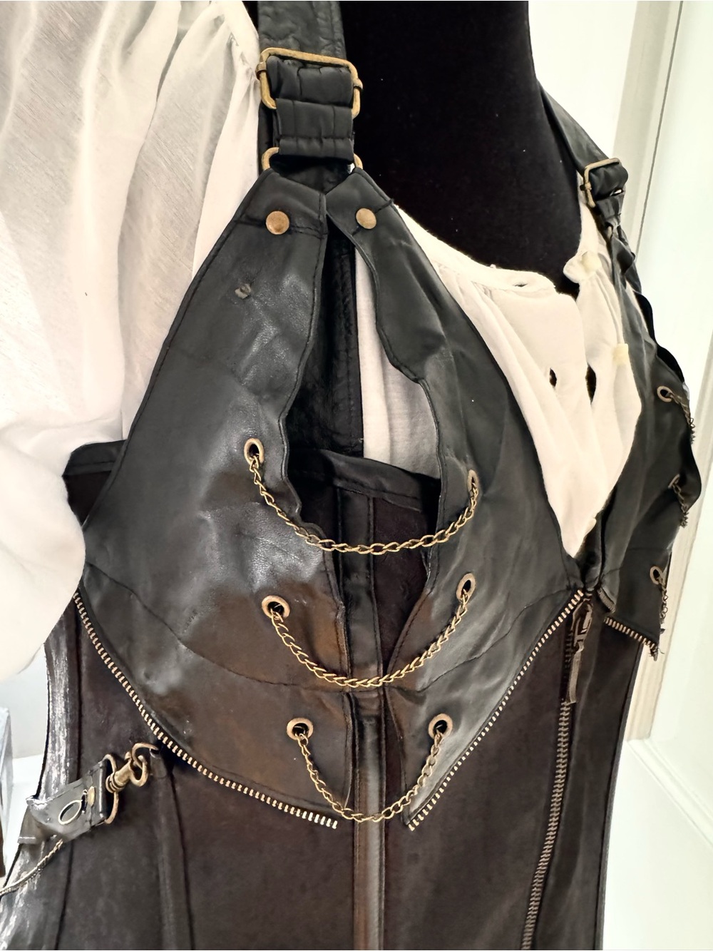 Steampunk Black Corset Embellished with Chains & Metal Clips - Picture 12 of 15